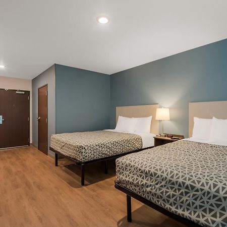 Woodspring Suites Bellflower - Los Angeles エクステリア 写真