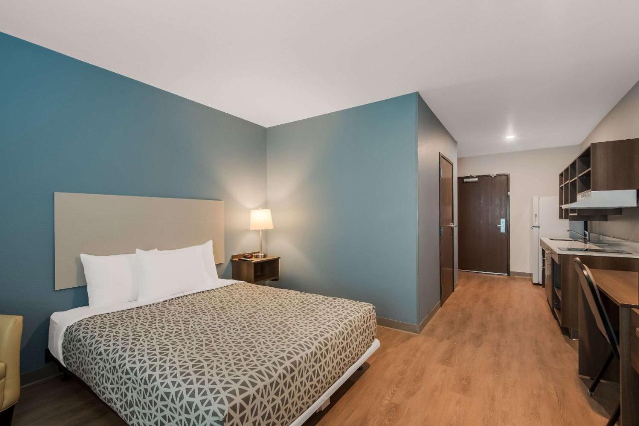 Woodspring Suites Bellflower - Los Angeles エクステリア 写真